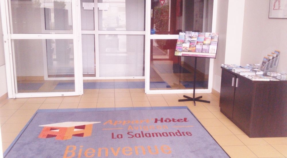 KOSY Appart'Hôtels - La Salamandre Avignon Exterior foto